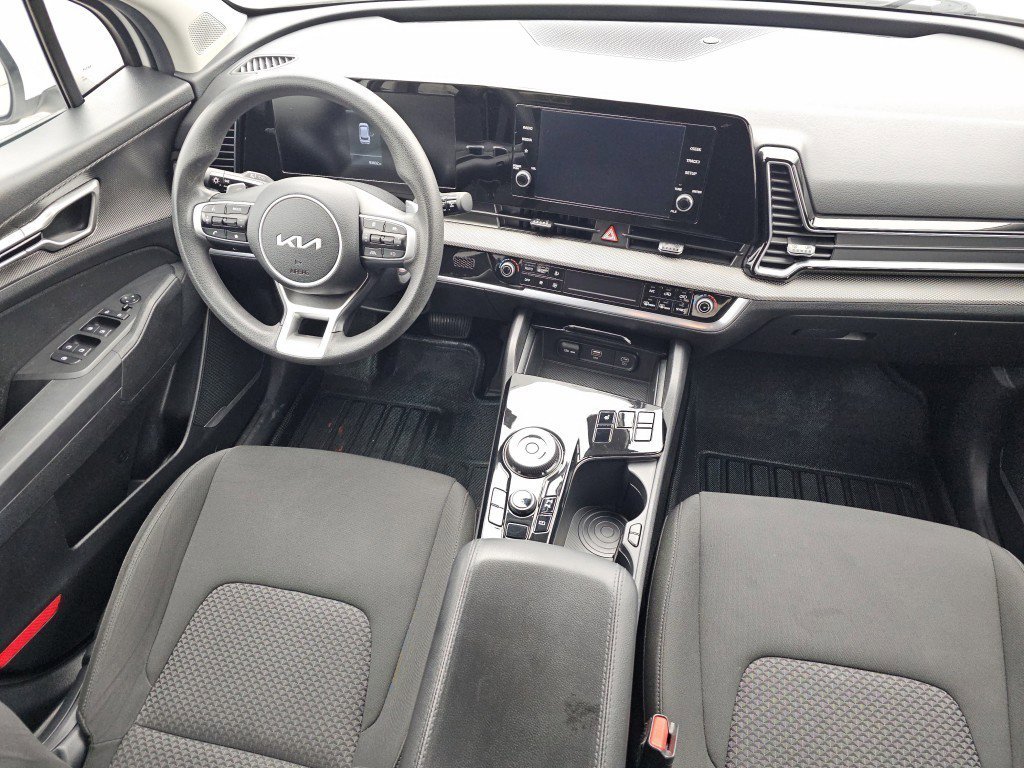 Used 2023 Kia Sportage LX image 26