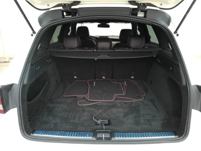 Used 2017 Mercedes-Benz GLC 43 AMG 4MATIC image 25