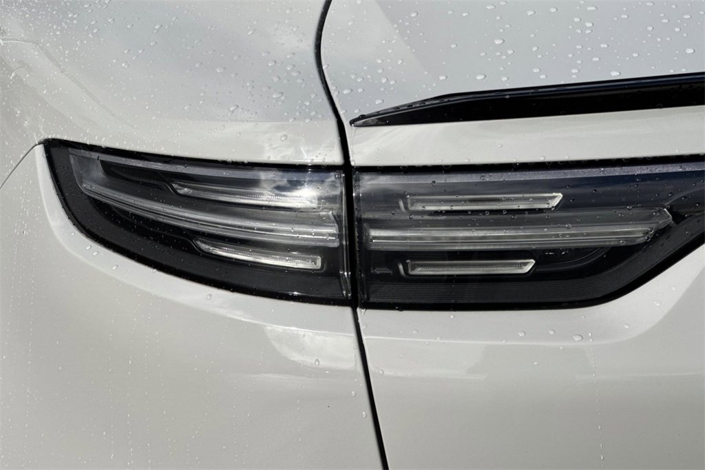 Used 2021 Porsche Cayenne GTS image 35