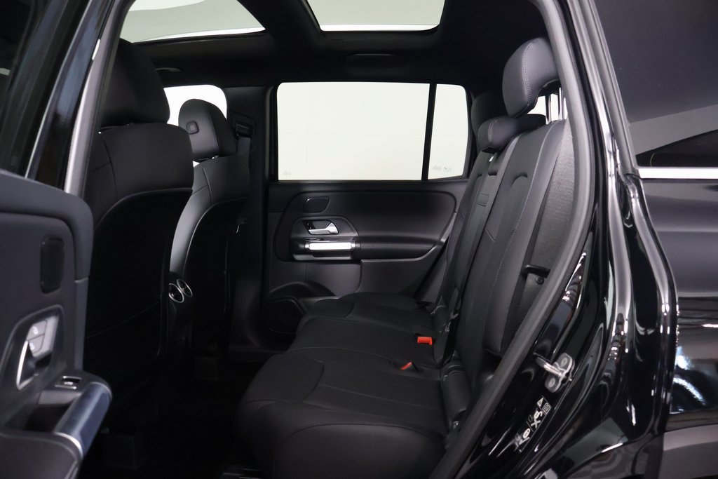 New 2026 Mercedes-Benz GLB 250 image 6
