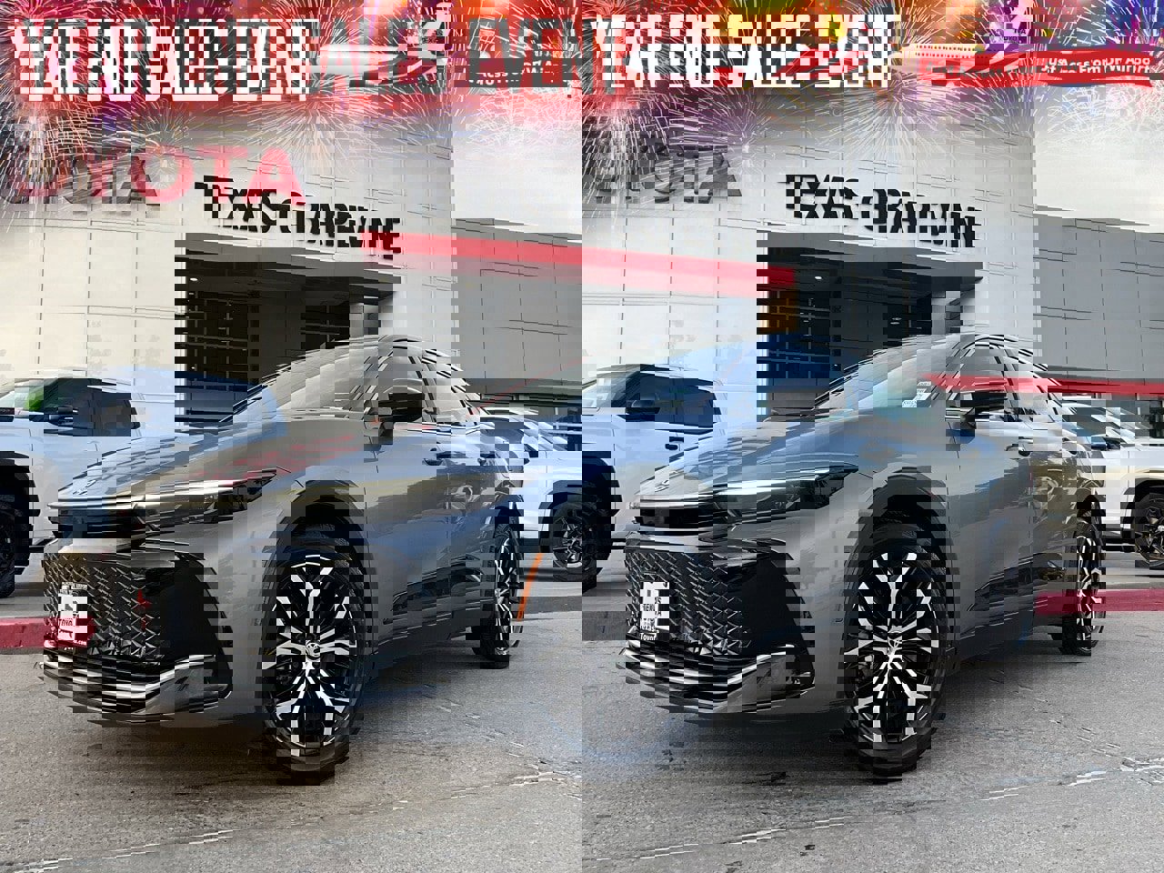 Used 2025 Toyota Crown XLE image 1