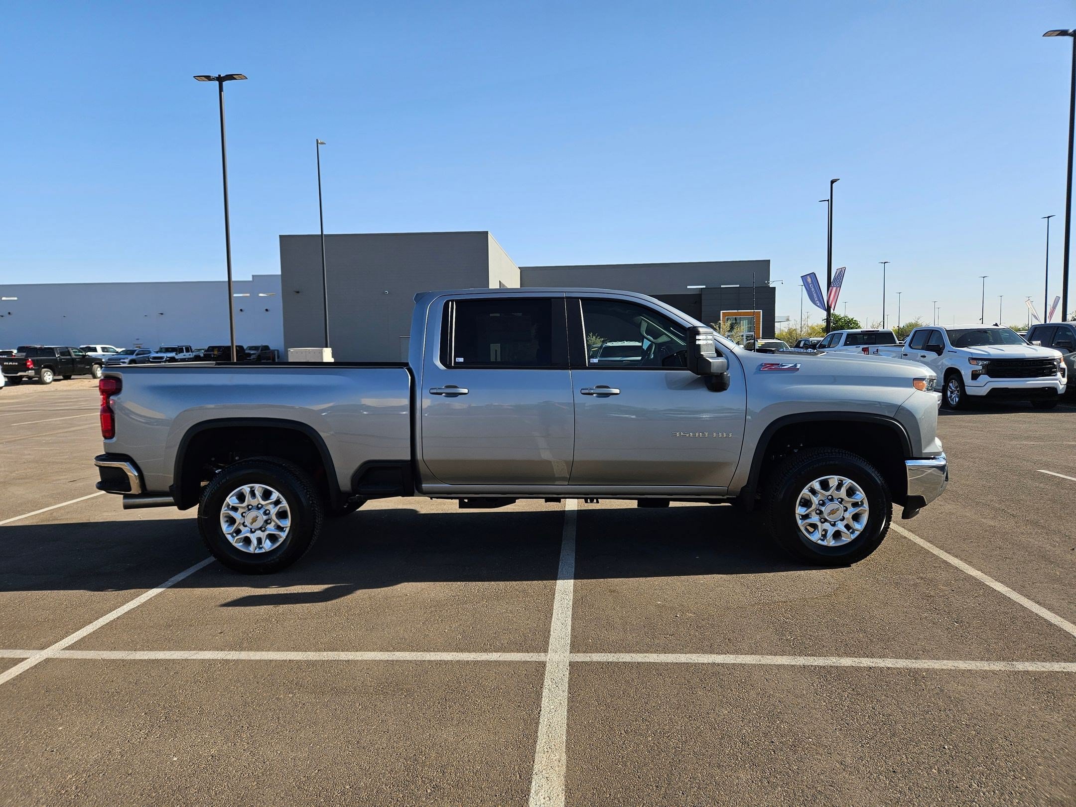 New 2026 Chevrolet Silverado 3500 LT w/ All Star Edition AWD/4WD image 10