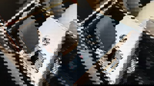 New 2026 Land Rover Range Rover SE image 24