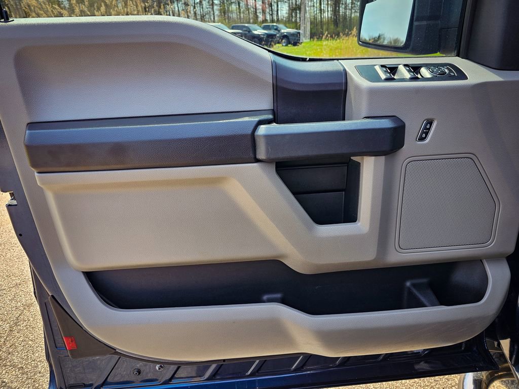 Used 2017 Ford F150 XL w/ Equipment Group 101A Mid image 10