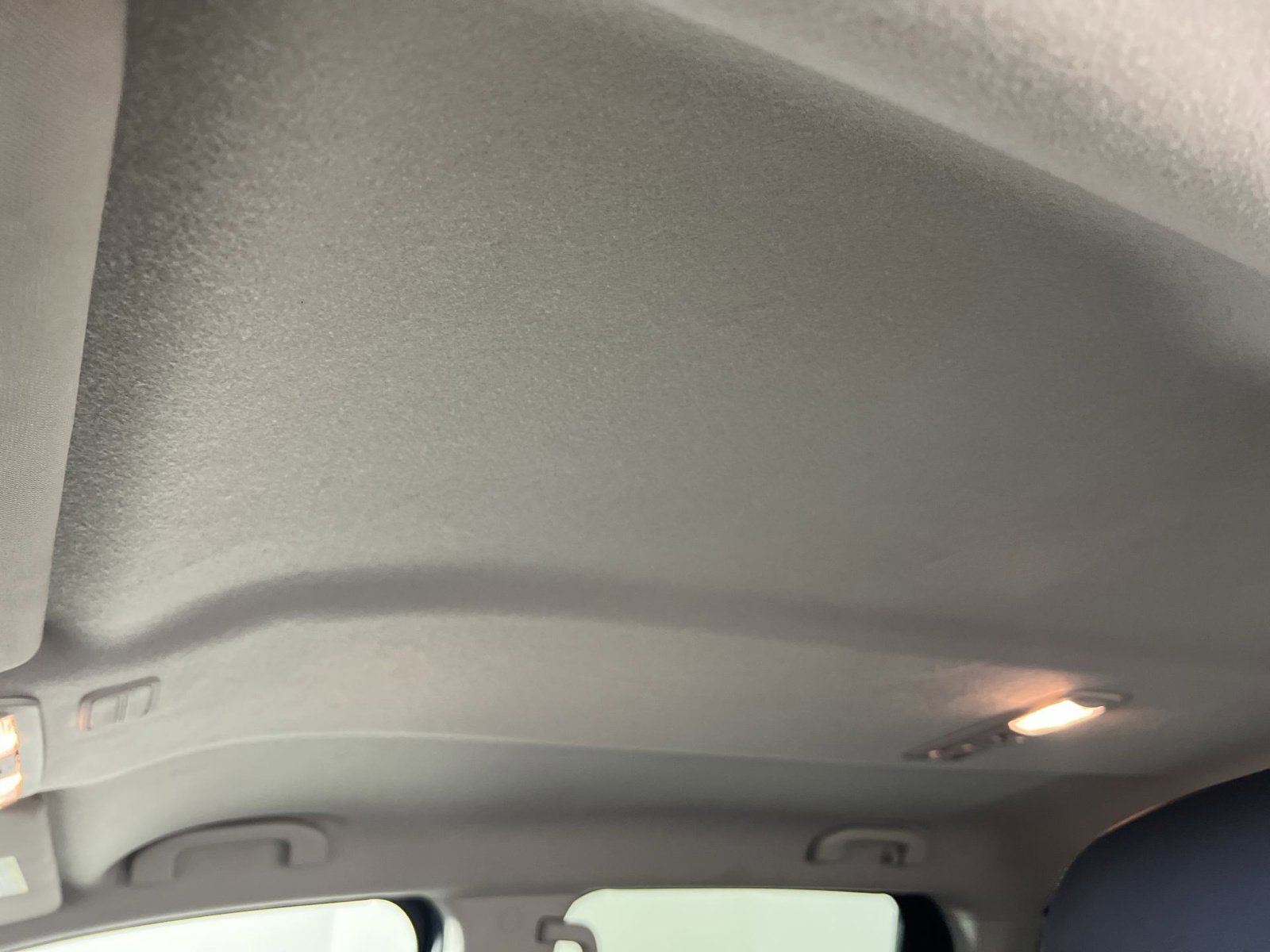 Used 2021 Nissan Titan S image 24