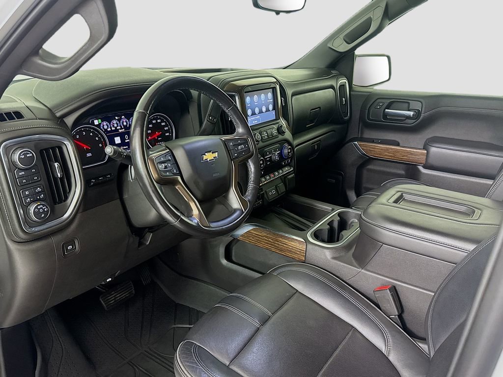Used 2021 Chevrolet Silverado 1500 High Country w/ Technology Package image 10