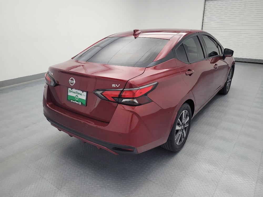 Used 2021 Nissan Versa SV FWD image 9