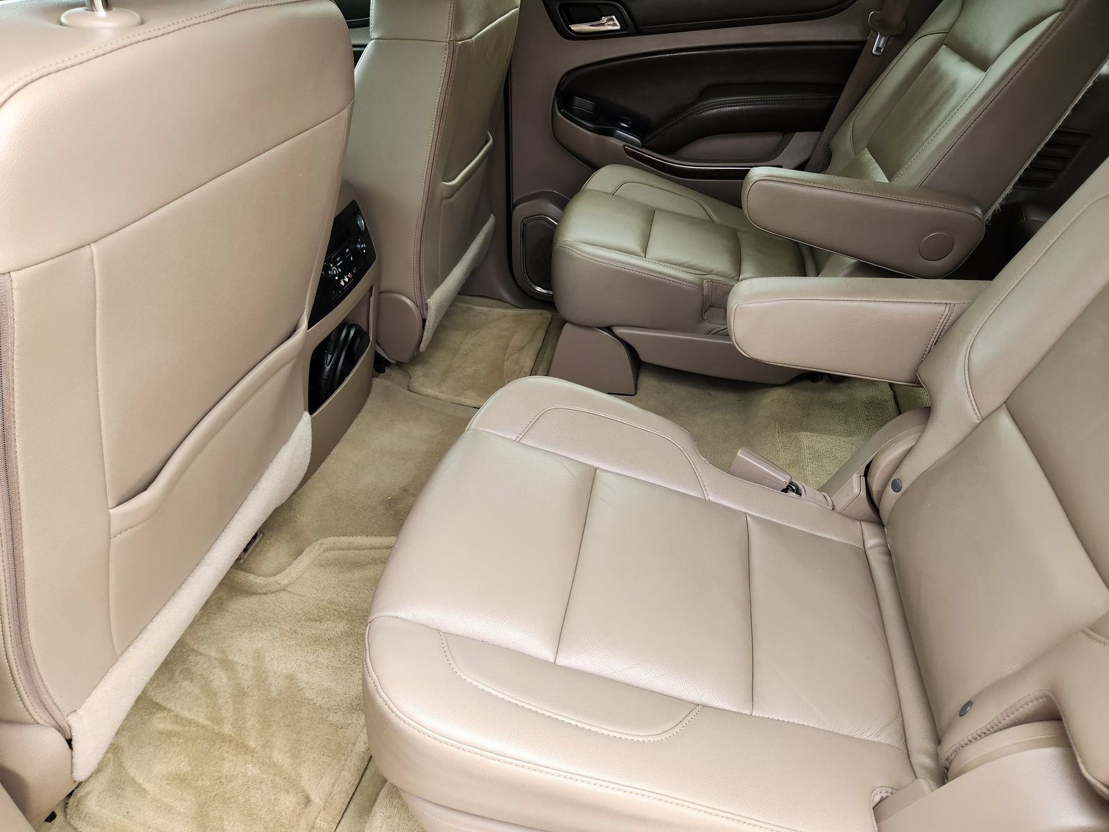 Used 2016 Chevrolet Tahoe LT RWD image 33