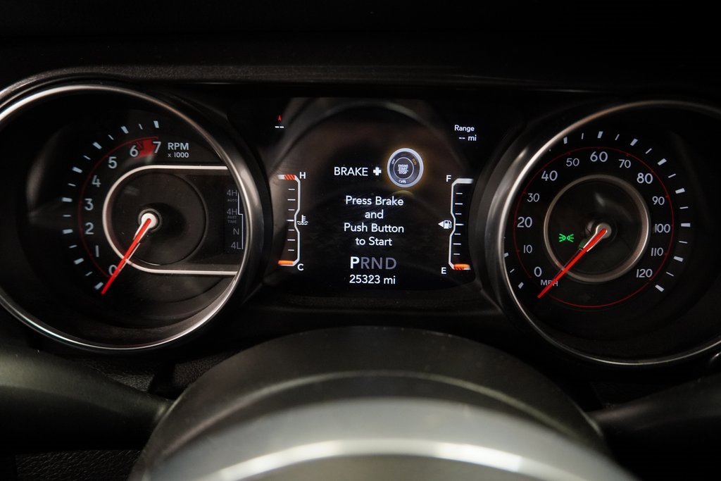 Certified 2021 Jeep Wrangler Unlimited Rubicon w/ Xtreme Recon 35" Tire Package image 32