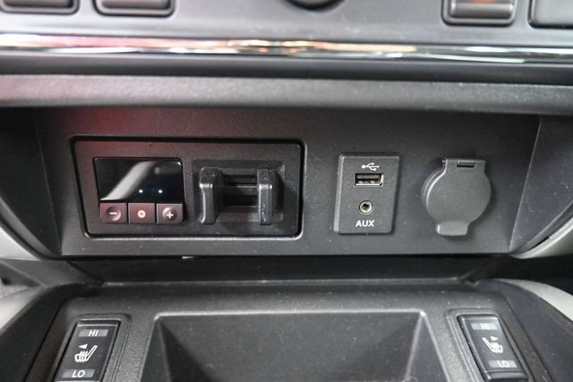 Used 2016 Nissan Titan XD AWD/4WD image 23