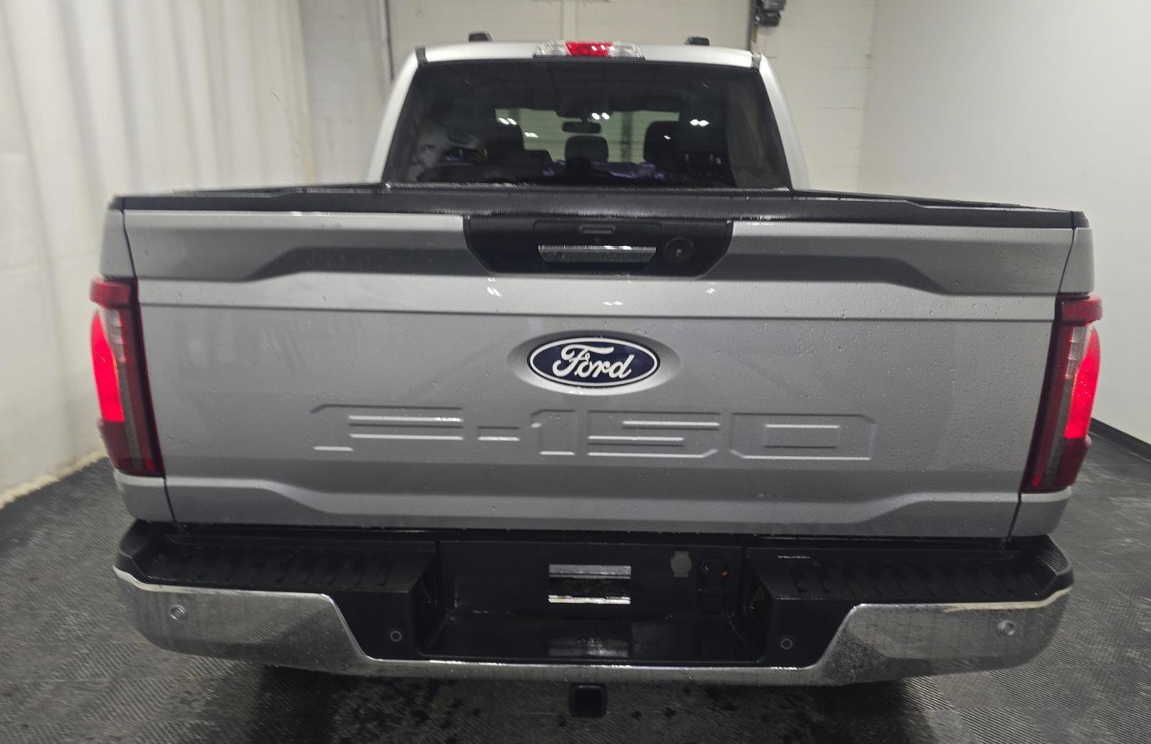 Used 2024 Ford F150 XLT w/ Tow/Haul Package image 6