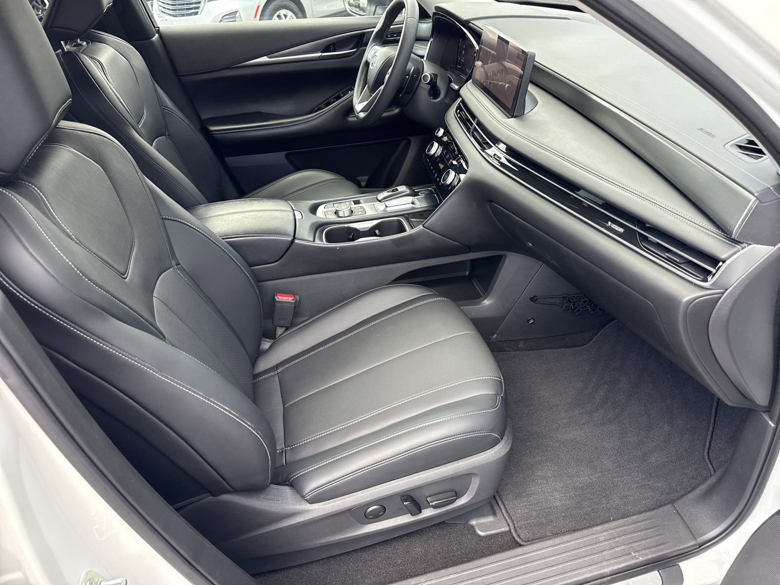 Used 2023 INFINITI QX60 Luxe w/ Cargo Package FWD image 39