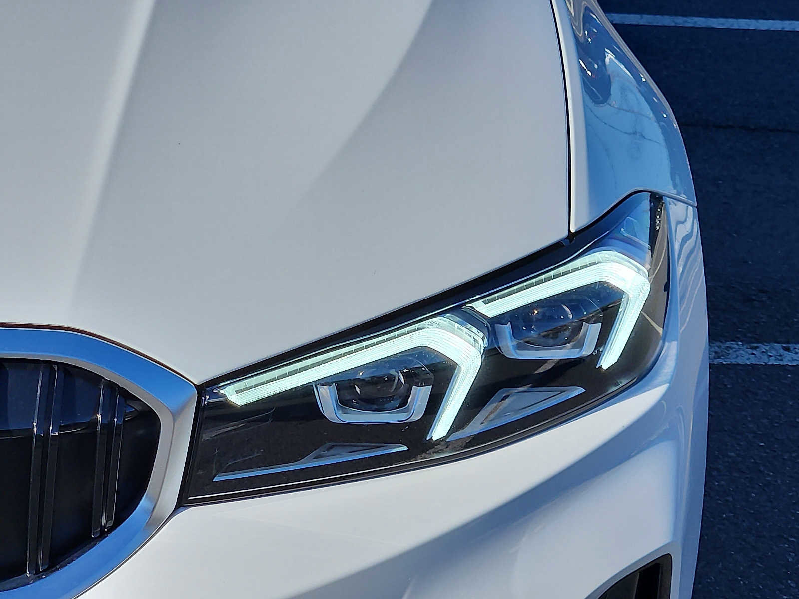 Used 2026 BMW 330i xDrive Sedan w/ Convenience Package image 9