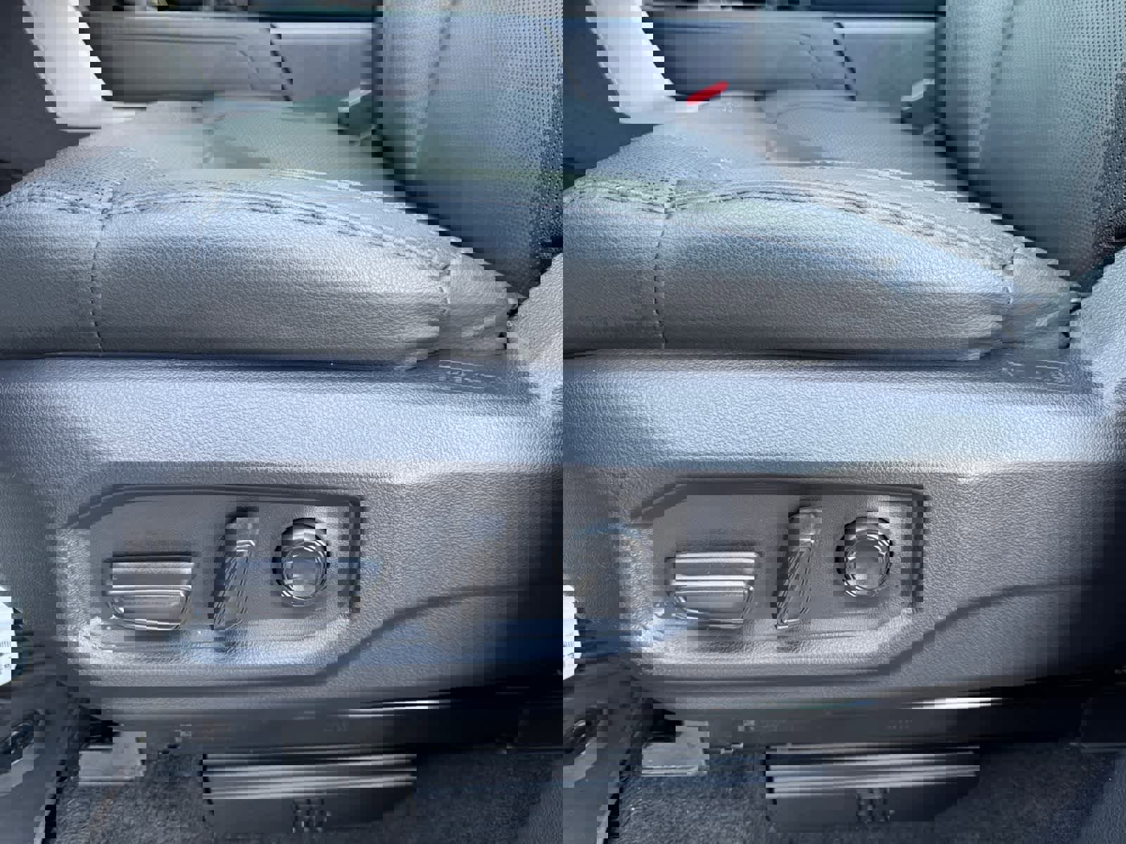 Certified 2024 Toyota Sequoia Limited image 18