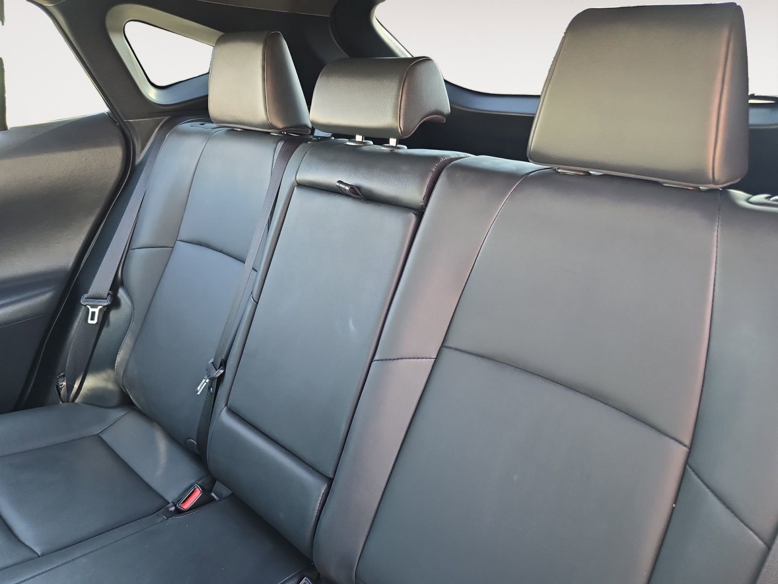 Certified 2024 Toyota Venza XLE image 13