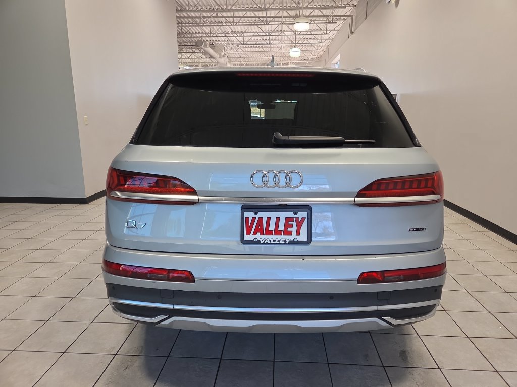 Used 2024 Audi Q7 3.0T Premium Plus AWD/4WD image 11