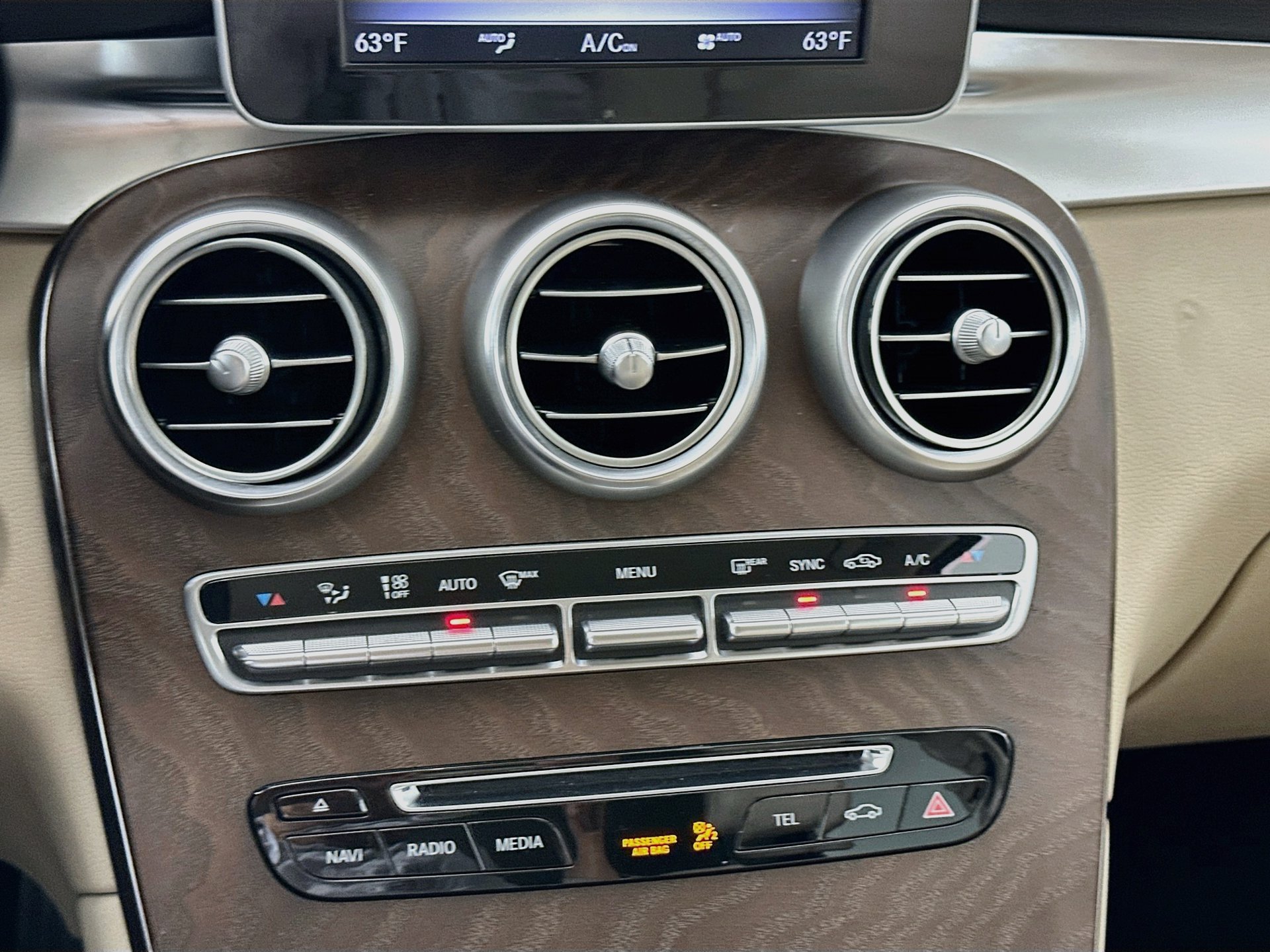 Used 2019 Mercedes-Benz GLC 300 image 16