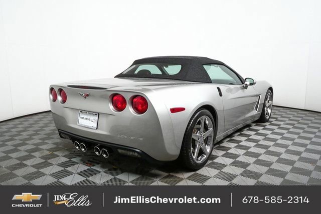 Used 2006 Chevrolet Corvette Convertible w/ Preferred Equipment Group image 3