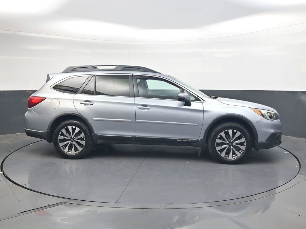 Used 2015 Subaru Outback 2.5i Limited w/ Protection Package #1 AWD/4WD image 3