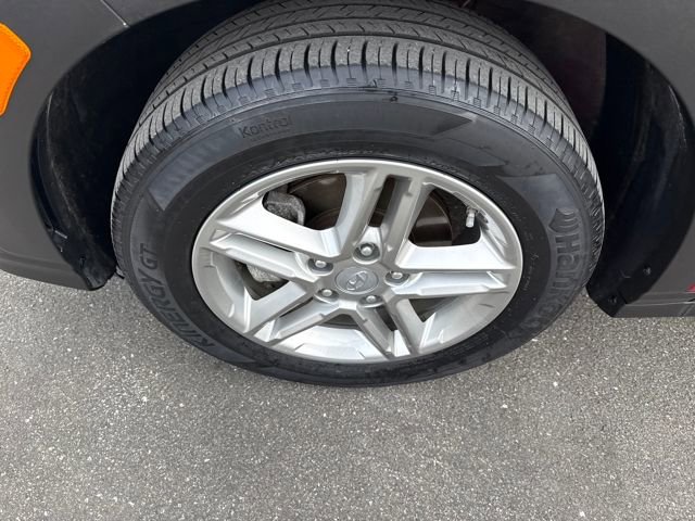 Used 2023 Hyundai Kona SE image 37