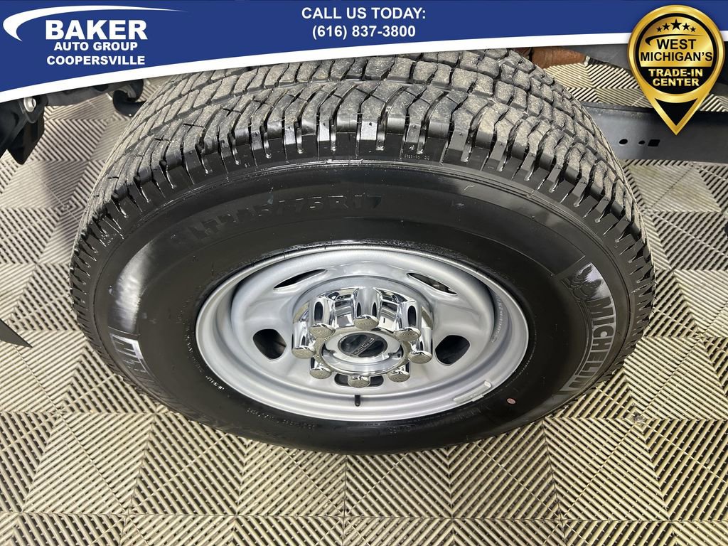 Used 2023 Ford F350 XL w/ Snow Plow Prep Package image 31