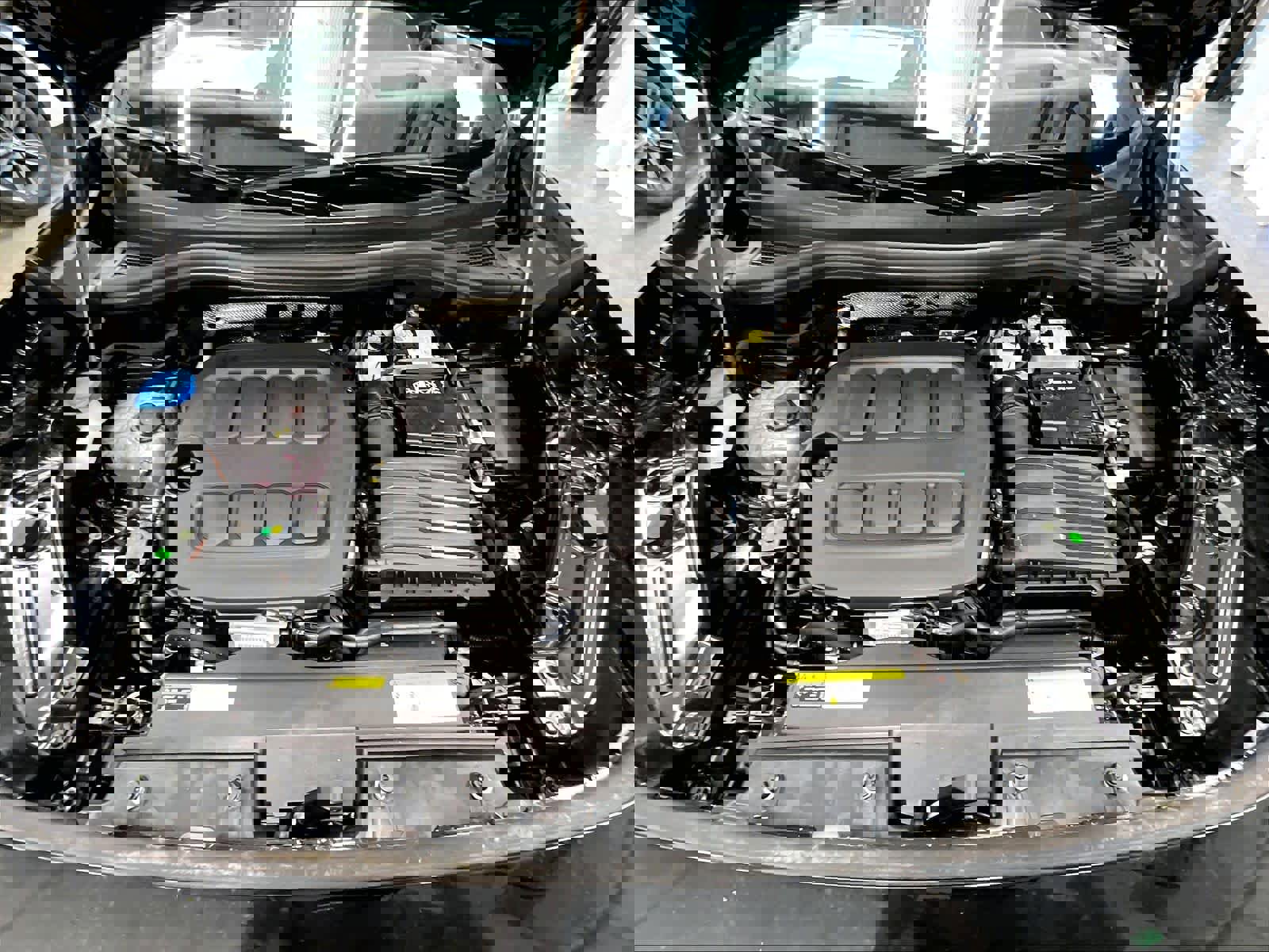 New 2026 Volkswagen Tiguan SE R-Line image 13