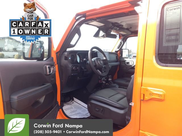 Used 2025 Jeep Wrangler Unlimited Rubicon 4xe w/ Technology Group image 9