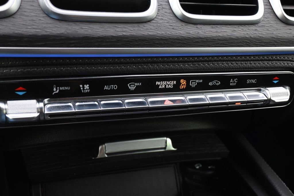 Used 2020 Mercedes-Benz GLS 580 4MATIC image 32