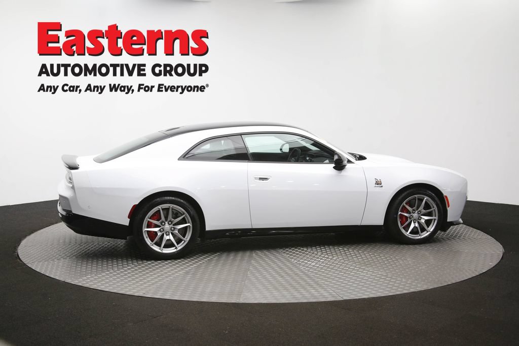 Used 2024 Dodge Charger Daytona Scat Pack w/ Plus Group AWD/4WD image 45