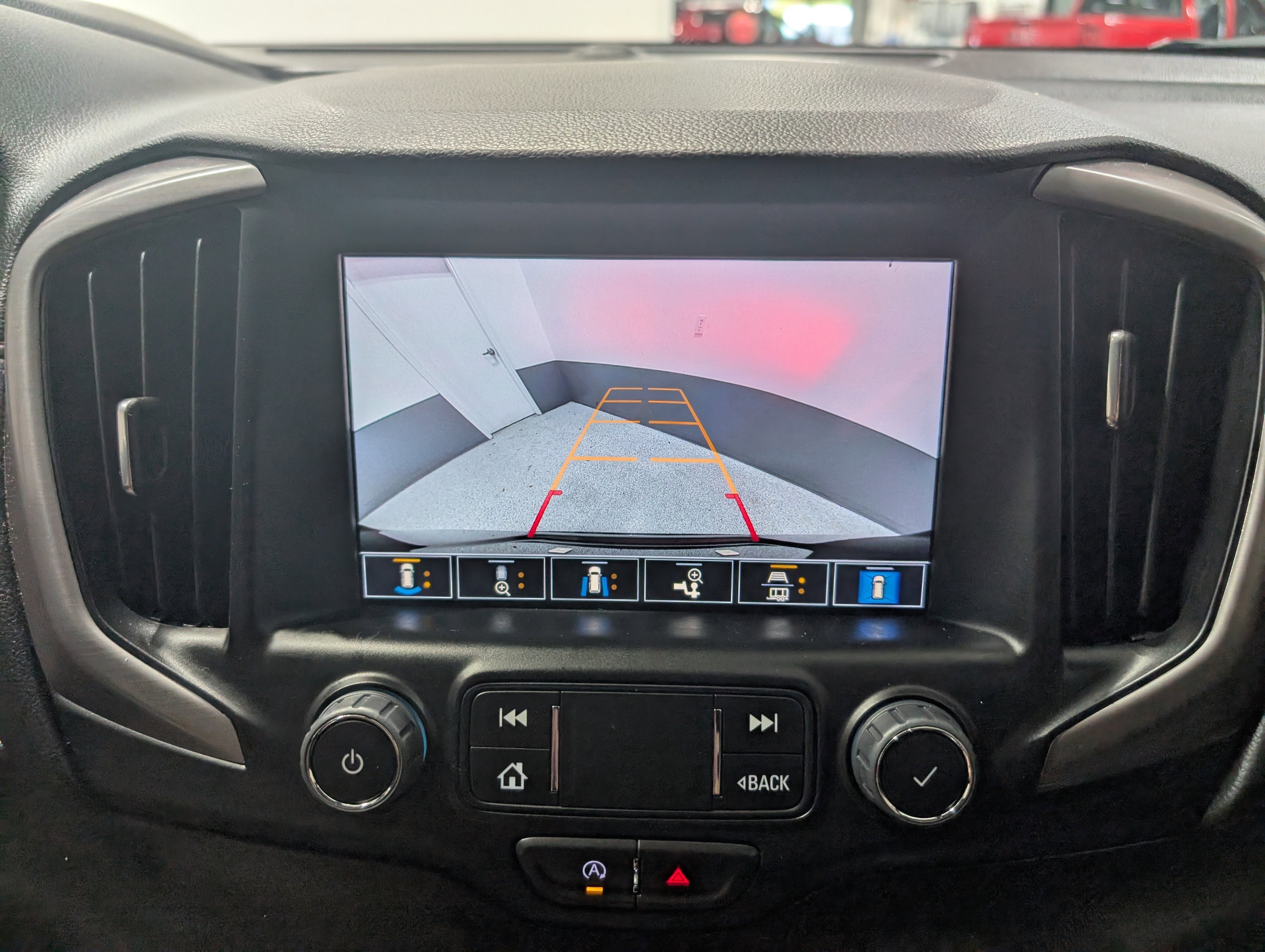 Used 2024 GMC Terrain AT4 w/ Tech Package image 30