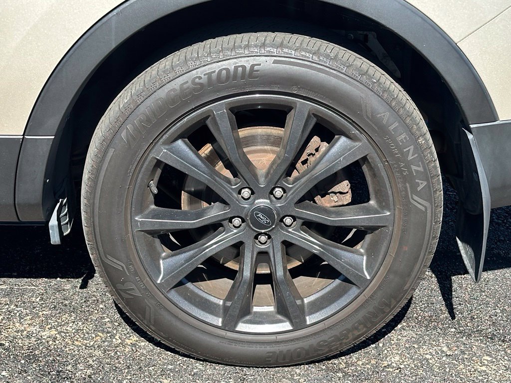 Used 2017 Ford Explorer XLT w/ Equipment Group 202A AWD/4WD image 6