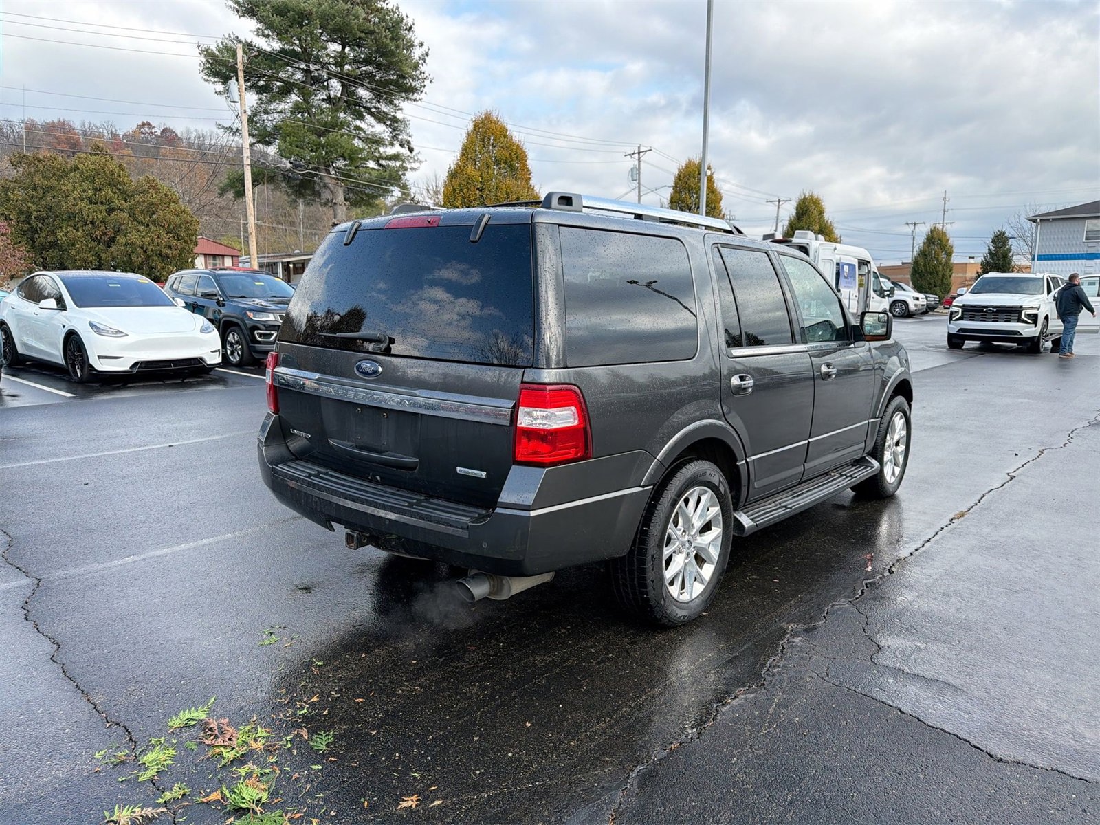 Used 2017 Ford Expedition Limited image 8