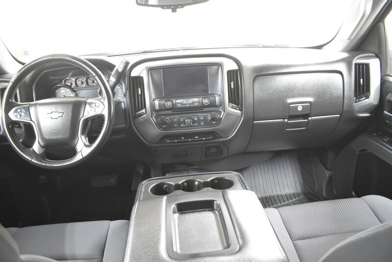 Used 2019 Chevrolet Silverado 1500 LT w/ All Star Edition AWD/4WD image 7