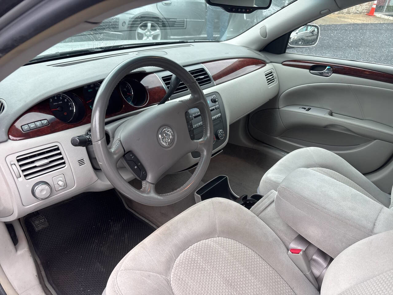 Used 2008 Buick Lucerne CX FWD image 13