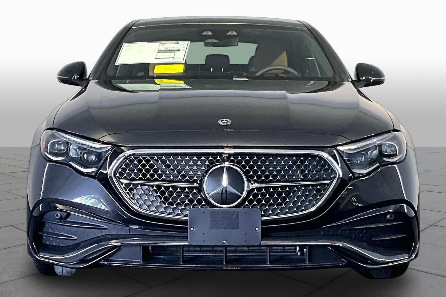 New 2027 Mercedes-Benz E 450 4MATIC Sedan image 2