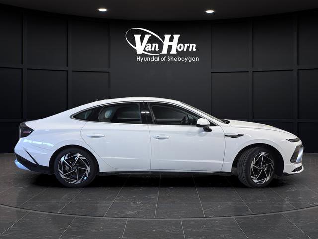 New 2026 Hyundai Sonata SEL image 2