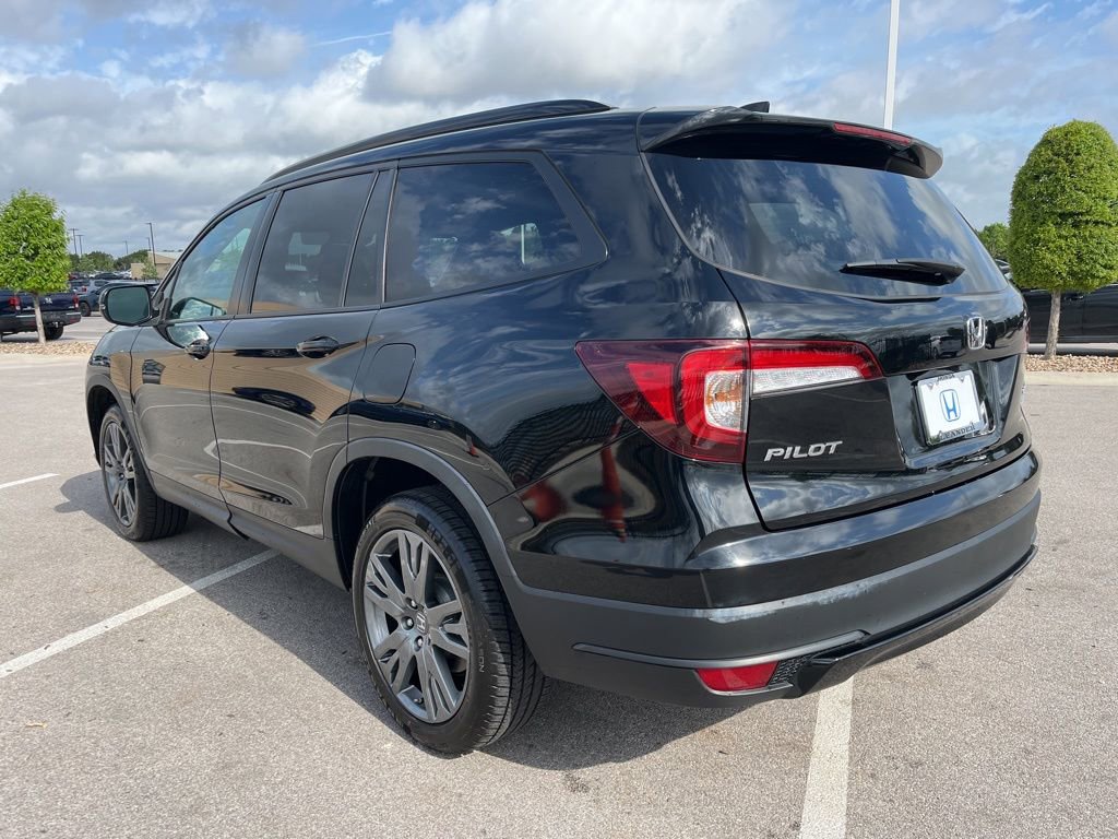 Certified 2022 Honda Pilot Sport image 6