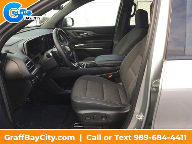 Used 2024 Chevrolet Traverse LT image 9
