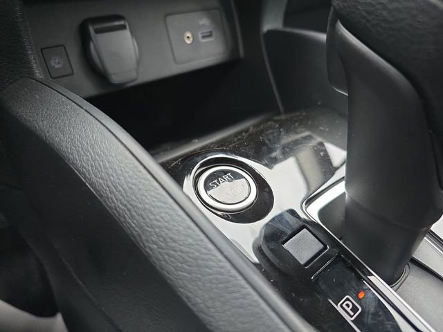 New 2025 Nissan Versa SV w/ Trunk Package image 22