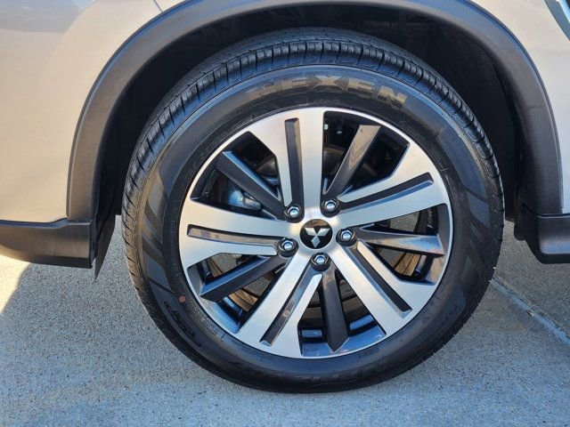 Used 2025 Mitsubishi Outlander Sport AWD image 17