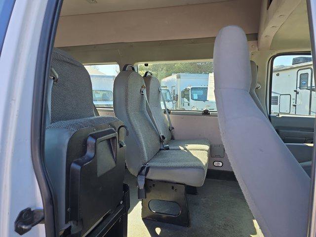 Used 2013 Ford E-250 and Econoline 250 Extended w/ PWR Group image 7
