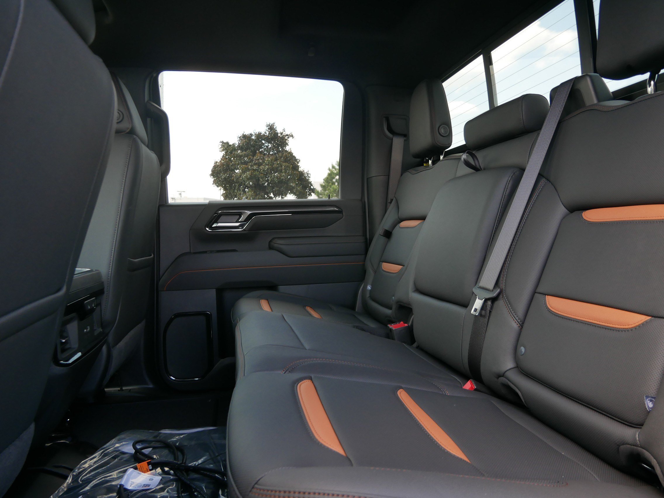 New 2026 GMC Sierra 3500 AT4 w/ AT4 Premium Plus Package AWD/4WD image 5