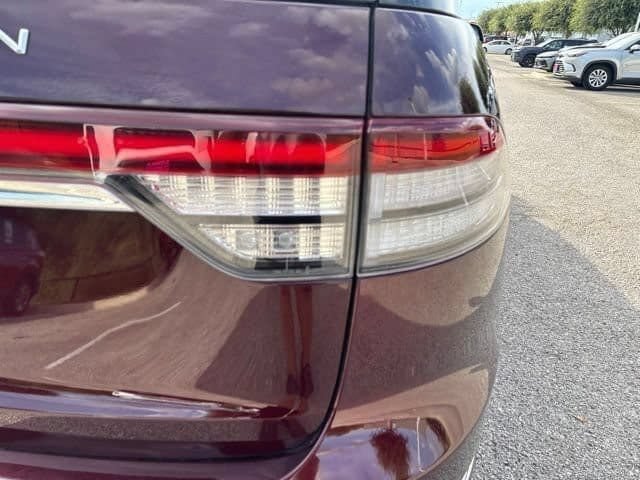Used 2020 Lincoln Aviator Reserve w/ Equipment Group 201A RWD image 36