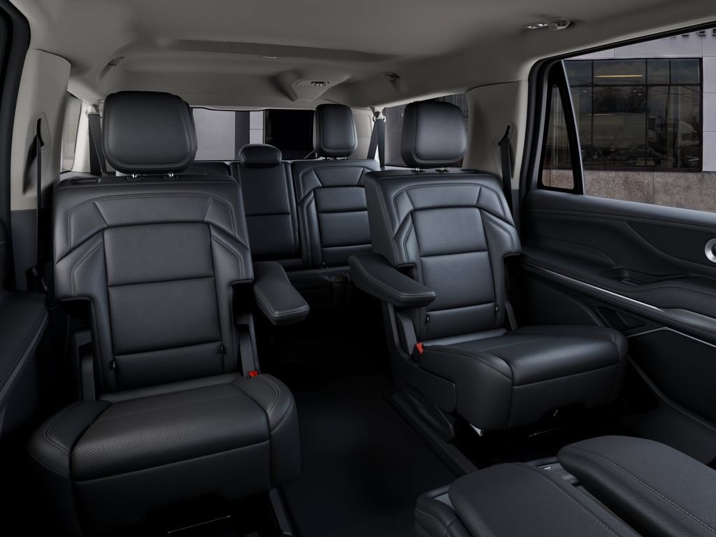 New 2027 Lincoln Navigator L Premier AWD/4WD image 11