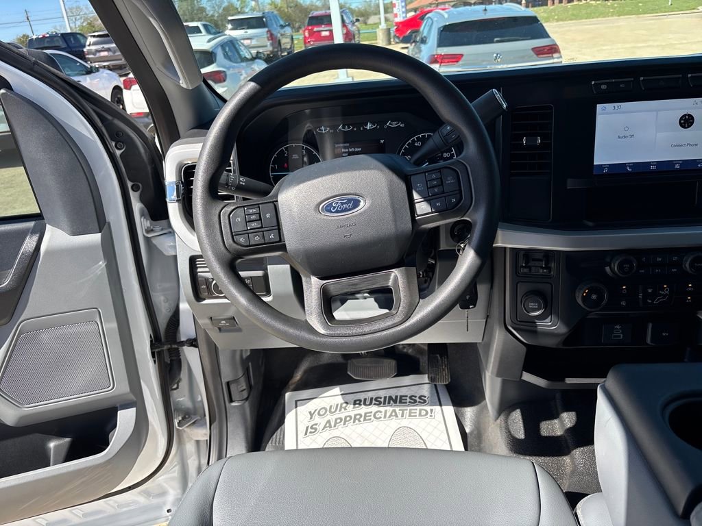 Used 2024 Ford F350 XL w/ 360-Degree Camera Package image 14