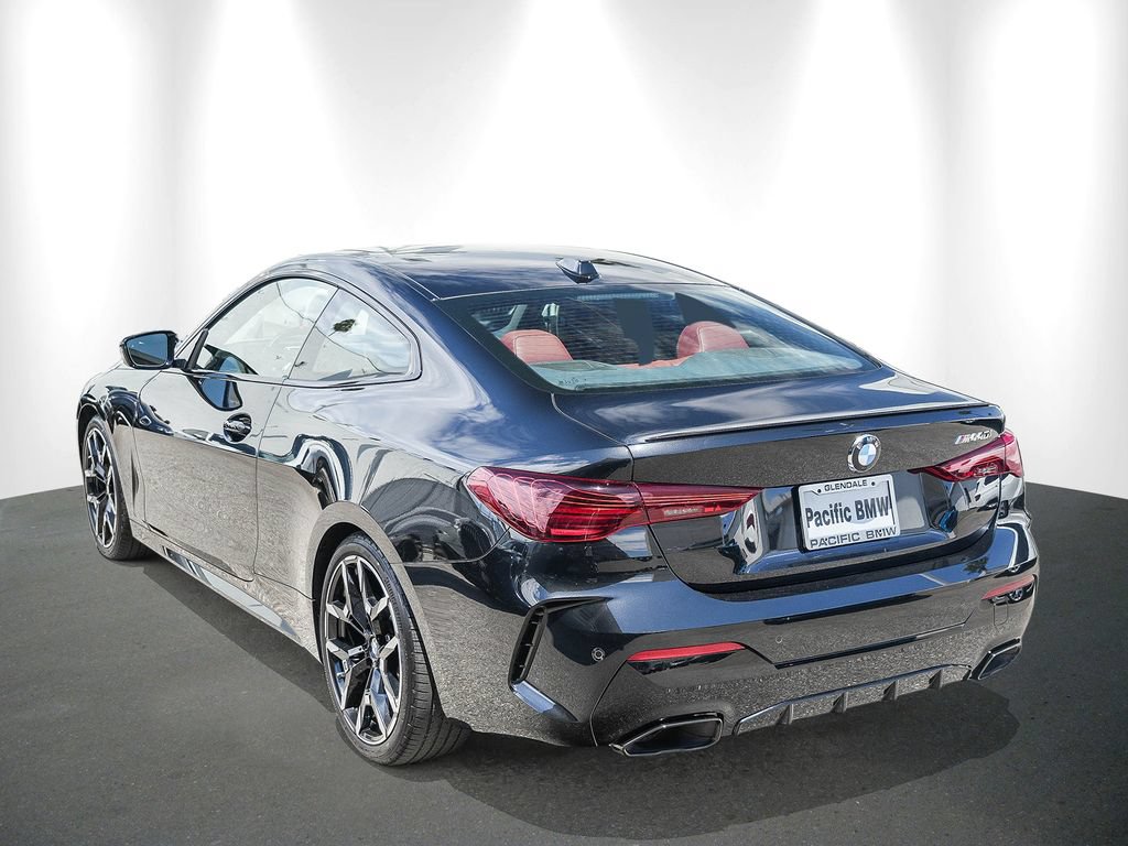 Used 2026 BMW M440i Coupe RWD image 4