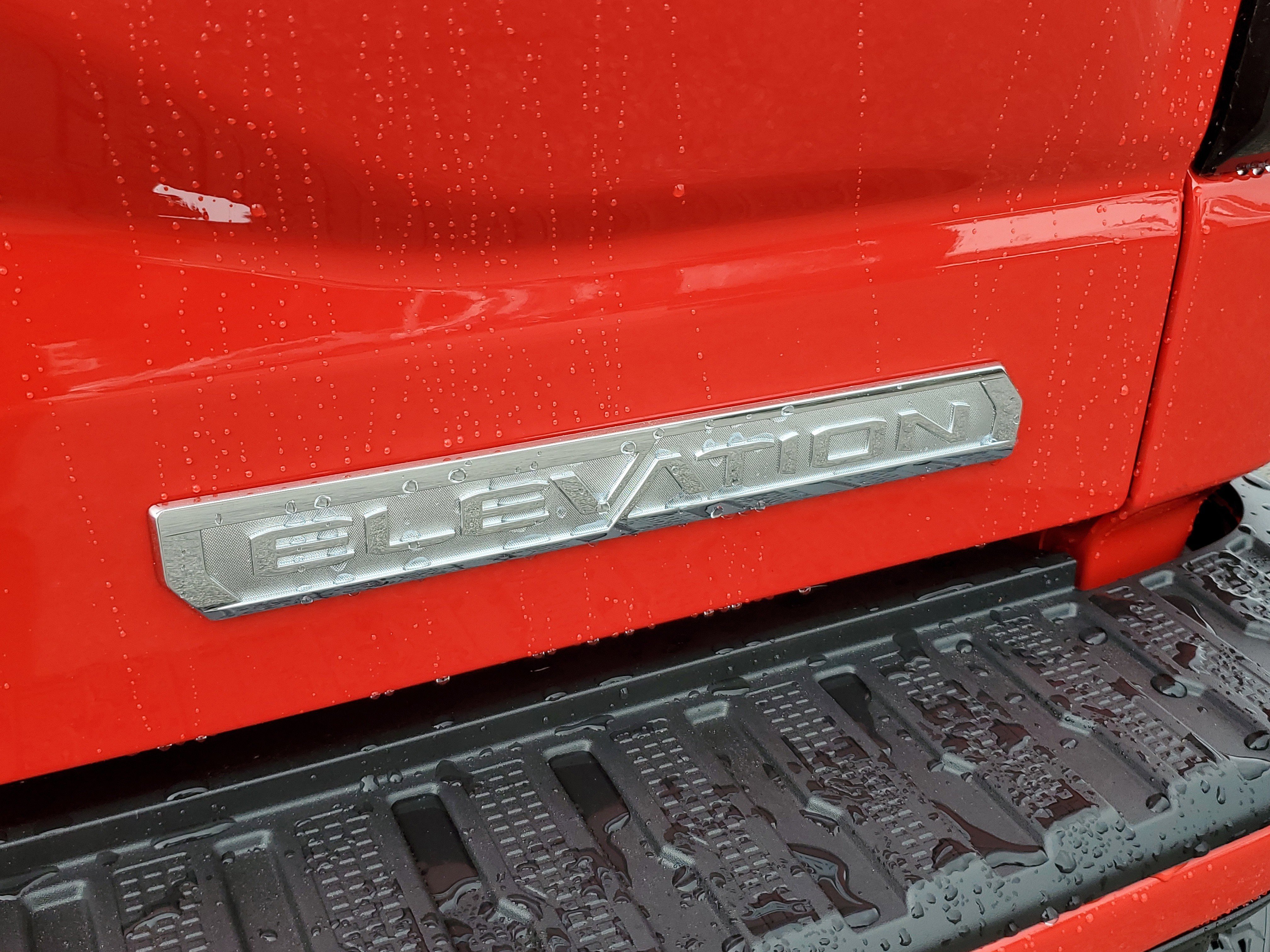 New 2025 GMC Sierra 1500 Elevation image 5