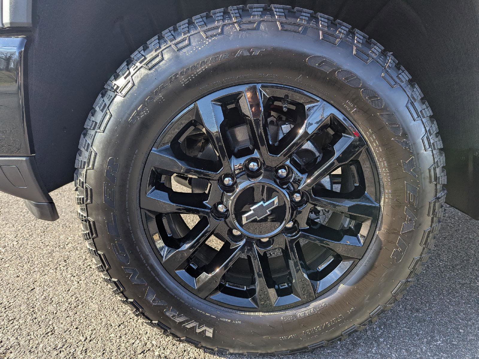 New 2026 Chevrolet Silverado 2500 Custom w/ Custom Value Package image 14