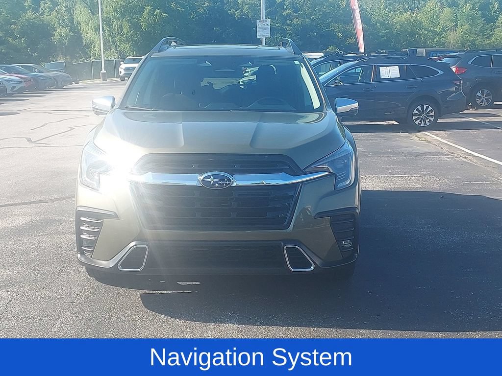Used 2023 Subaru Ascent Touring AWD/4WD image 2