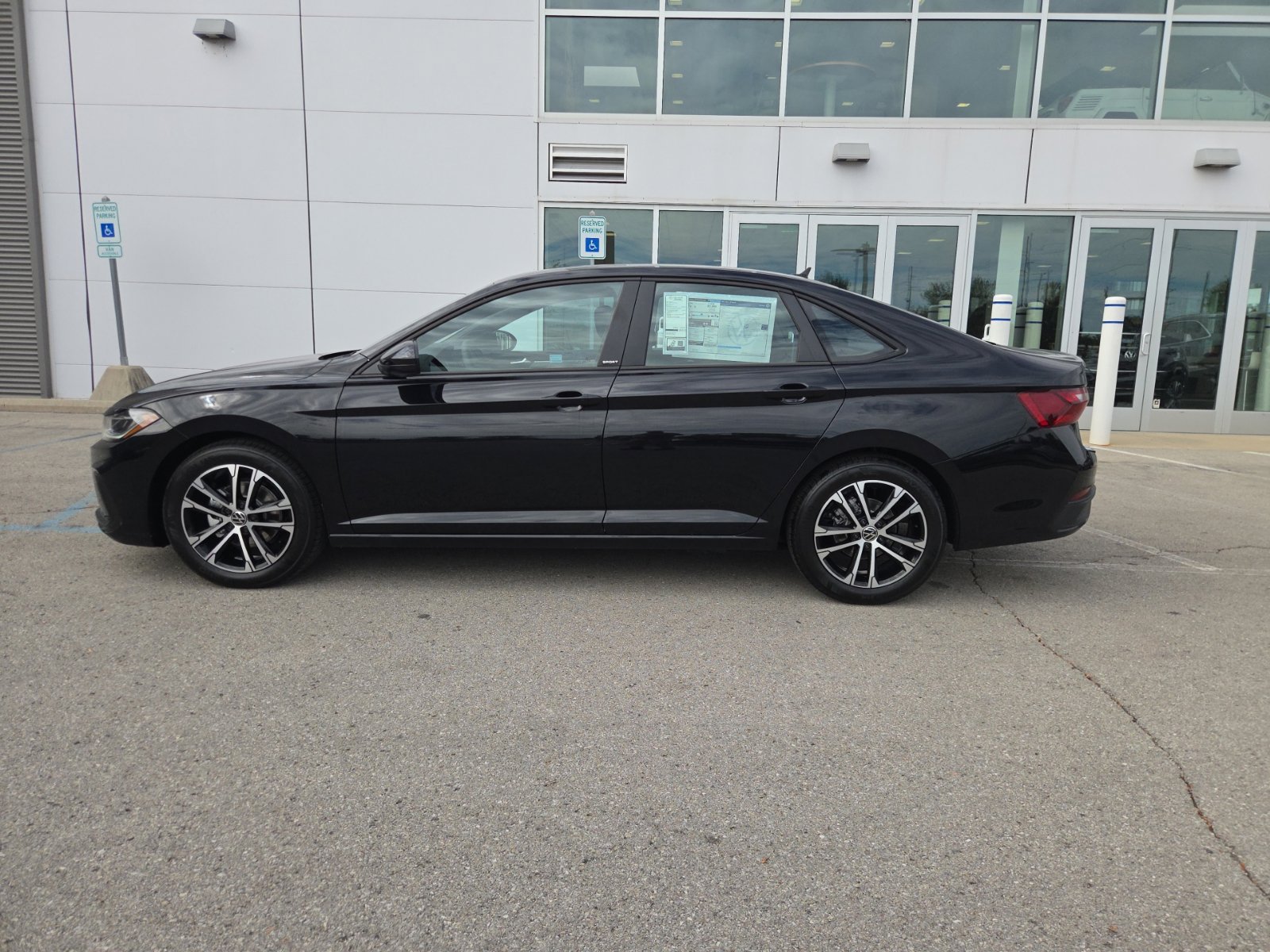 New 2027 Volkswagen Jetta Sport FWD image 12